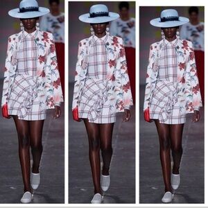 PatBo Windowpane Plaid Ruffle Mini
Skirt Size 4